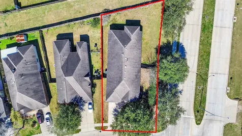 5643 Walnut Glen Lane Rosenberg TX 77471