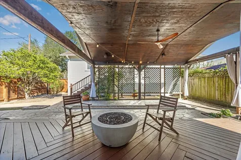 825 Merrill Street Houston TX 77009