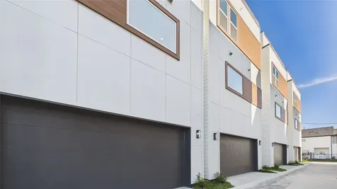 2413 Harrington Street Houston TX 77026
