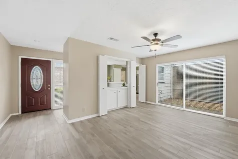 2513 Country Club Boulevard Sugar Land TX 77478