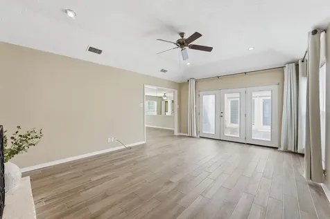 2513 Country Club Boulevard Sugar Land TX 77478