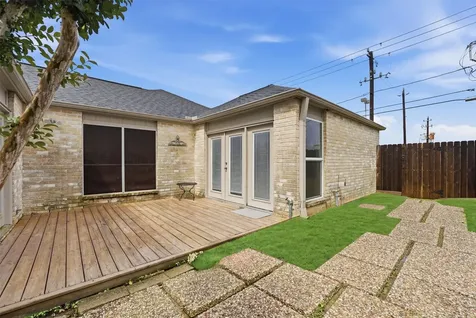 2513 Country Club Boulevard Sugar Land TX 77478