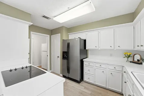 2513 Country Club Boulevard Sugar Land TX 77478