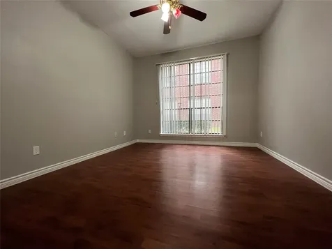 8055 Cambridge Street 35 Houston TX 77054