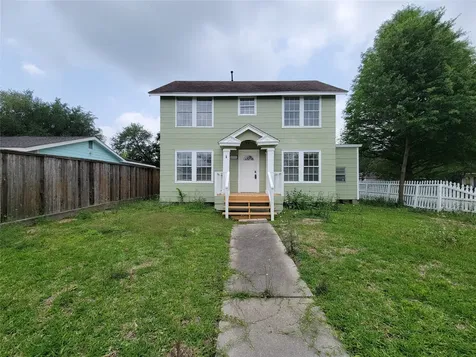 8355 Wier Houston TX 77017