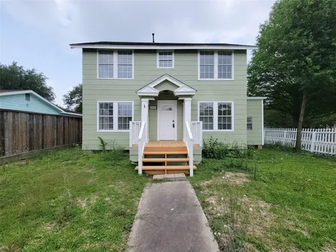 8355 Wier Houston TX 77017