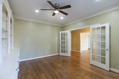 4418 Jane Street Bellaire TX 77401