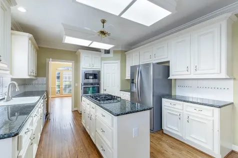 4418 Jane Street Bellaire TX 77401