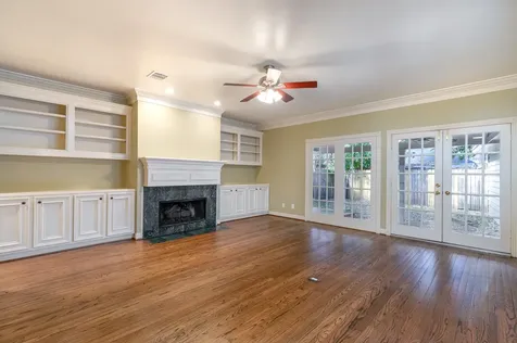 4418 Jane Street Bellaire TX 77401