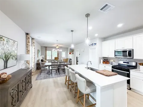 130 Alset Drive Magnolia TX 77354