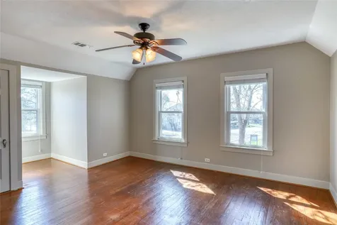 252 S Bell Street Bellville TX 77418