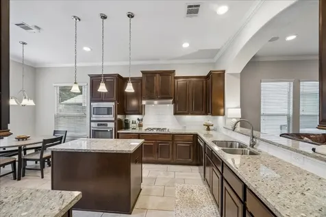 2809 Shadow Woods Court Houston TX 77043