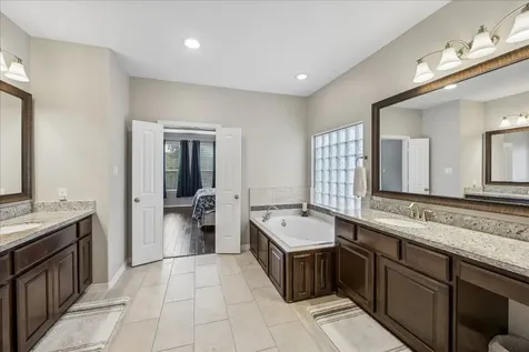 2809 Shadow Woods Court Houston TX 77043