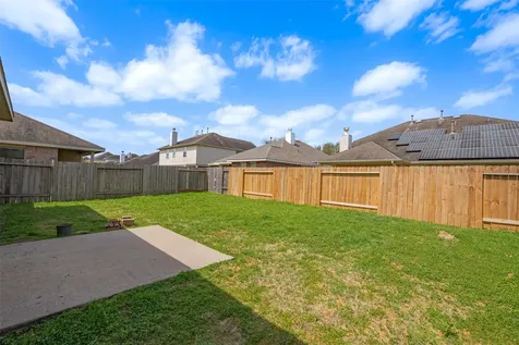 1910 Vermillion View Street Fresno TX 77545