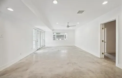 3818 Childress Street Houston TX 77005