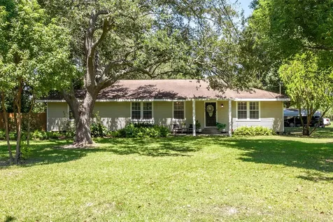 2567 65th Street Port Arthur TX 77640