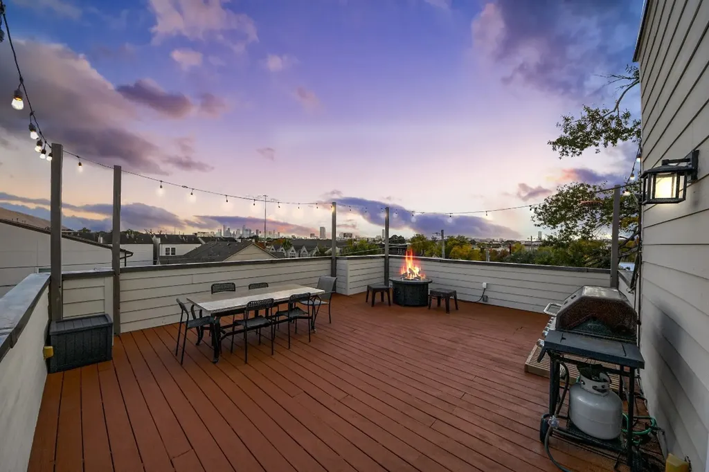 2115 Cohn Street Houston TX 77007