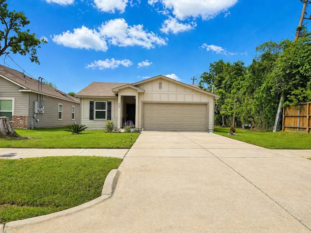 302 Connecticut Street Houston TX 77029