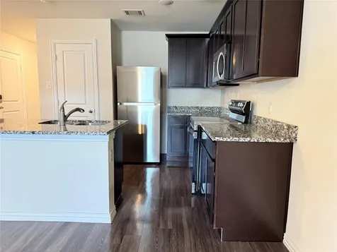 302 Connecticut Street Houston TX 77029