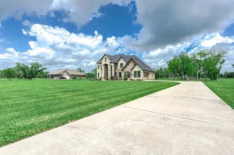 33207 Blue Marlin Drive Richwood TX 77515