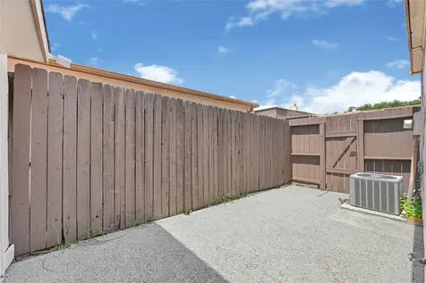 2803 Camelot Lane Missouri City TX 77459
