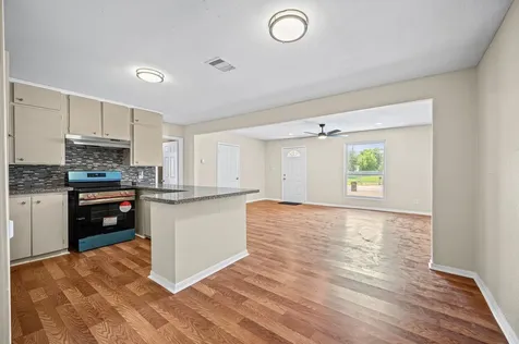 10621 Lane Street Houston TX 77029