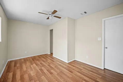 10621 Lane Street Houston TX 77029