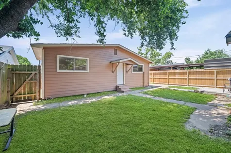 10621 Lane Street Houston TX 77029