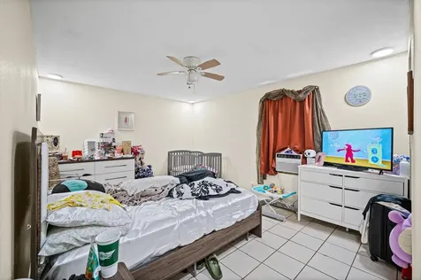 10621 Lane Street Houston TX 77029