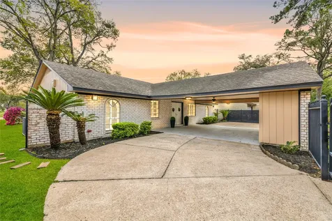 7522 Deep Forest Drive Houston TX 77088