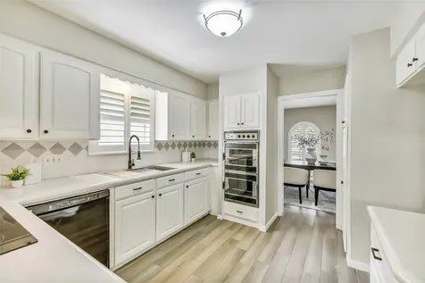 7522 Deep Forest Drive Houston TX 77088