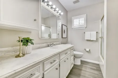 7522 Deep Forest Drive Houston TX 77088