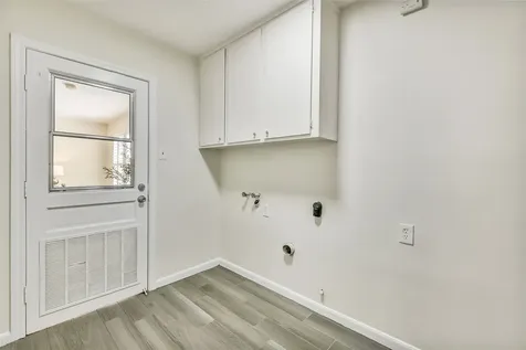 7522 Deep Forest Drive Houston TX 77088