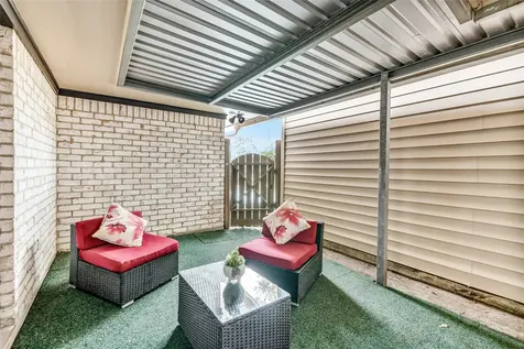 7522 Deep Forest Drive Houston TX 77088