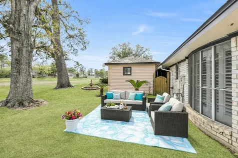 7522 Deep Forest Drive Houston TX 77088