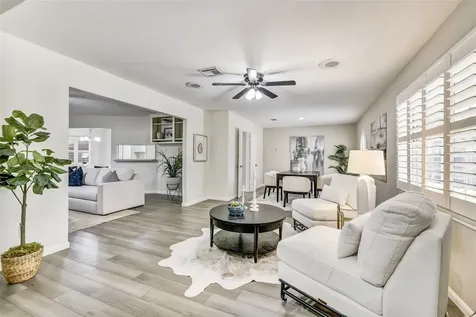 7522 Deep Forest Drive Houston TX 77088