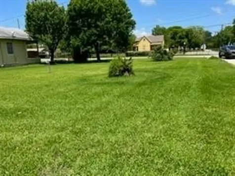 211 2nd Street N Texas City TX 77590