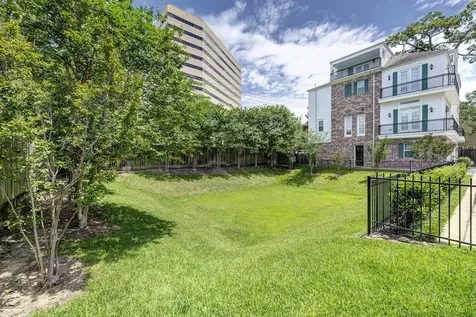 2616 Madeline Grove Drive Houston TX 77008