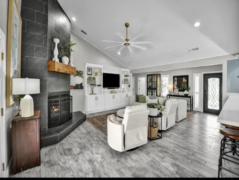 608 Casas Del Norte Court Granbury TX 76049