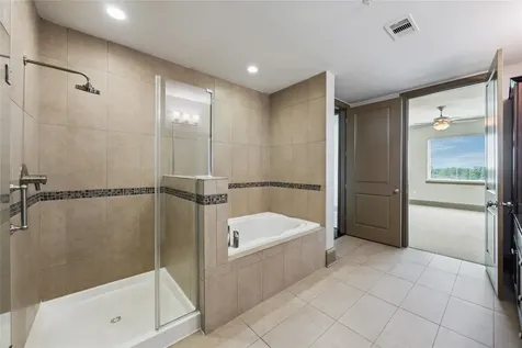 9870 Gaylord Drive 1116 Houston TX 77024