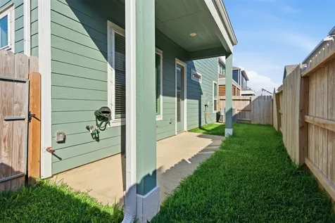 2406 Driftwood Trail Kemah TX 77565