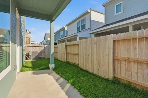 2406 Driftwood Trail Kemah TX 77565