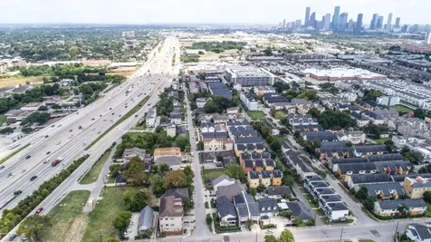 4331 Marina Street B Houston TX 77007