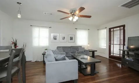 4331 Marina Street B Houston TX 77007