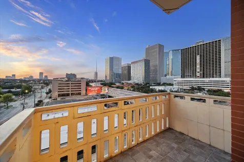 2016 Main Street 622 Houston TX 77002