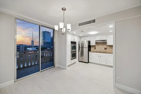 2016 Main Street 622 Houston TX 77002