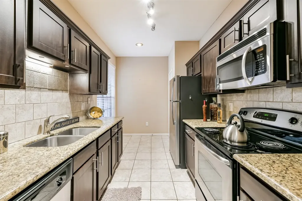2255 Braeswood Park 183 Houston TX 77030