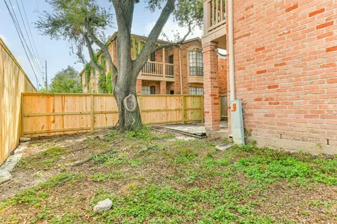 2255 Braeswood Park 183 Houston TX 77030