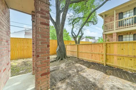 2255 Braeswood Park 183 Houston TX 77030