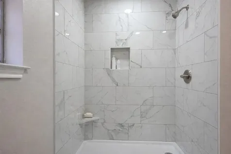 8708 W Fox Road Orange TX 77632